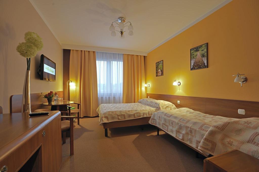 Hotel Baranowski Słubice Esterno foto